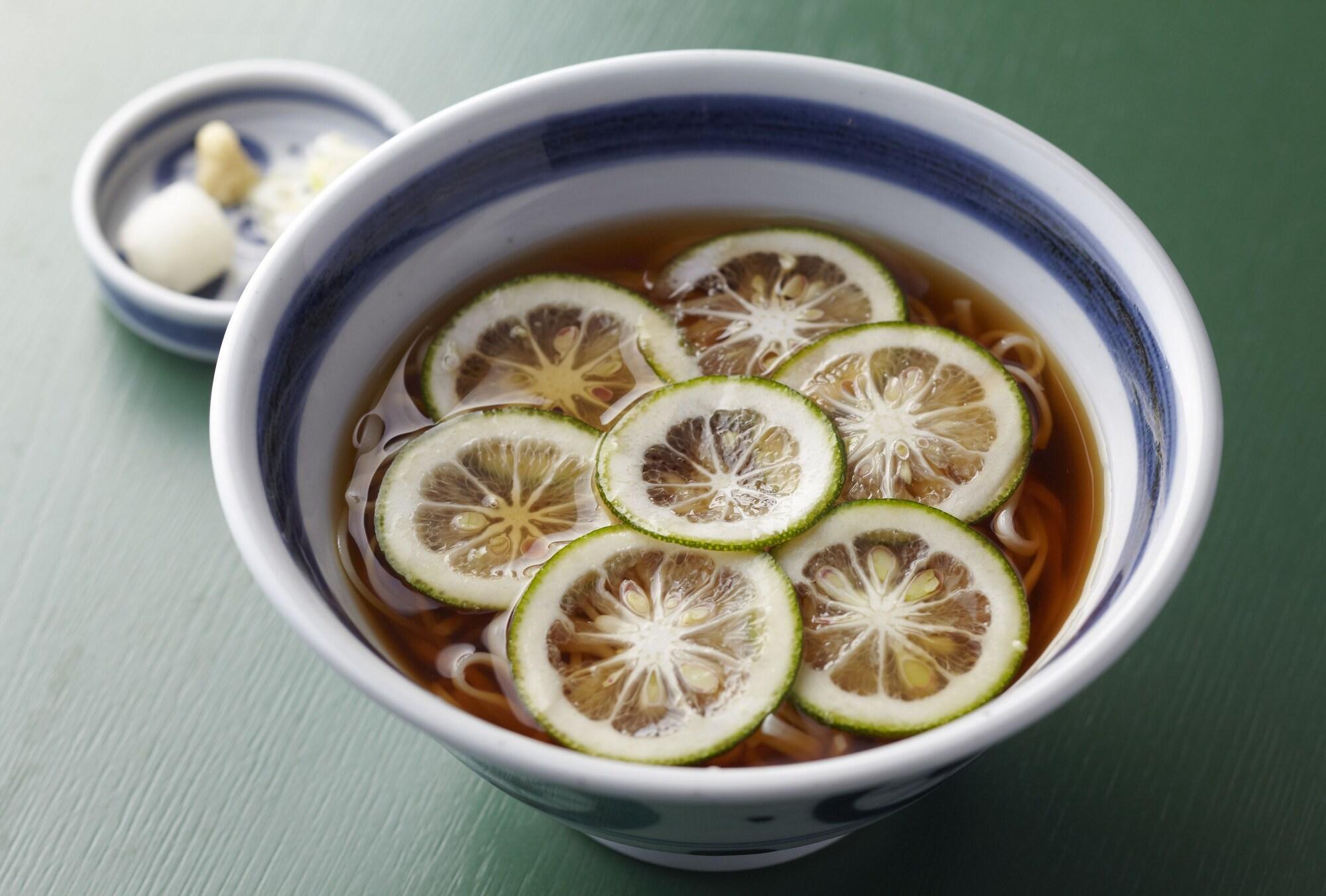 Hotel New Otani Hakata Фукуока Экстерьер фото A bowl of yuzu cha