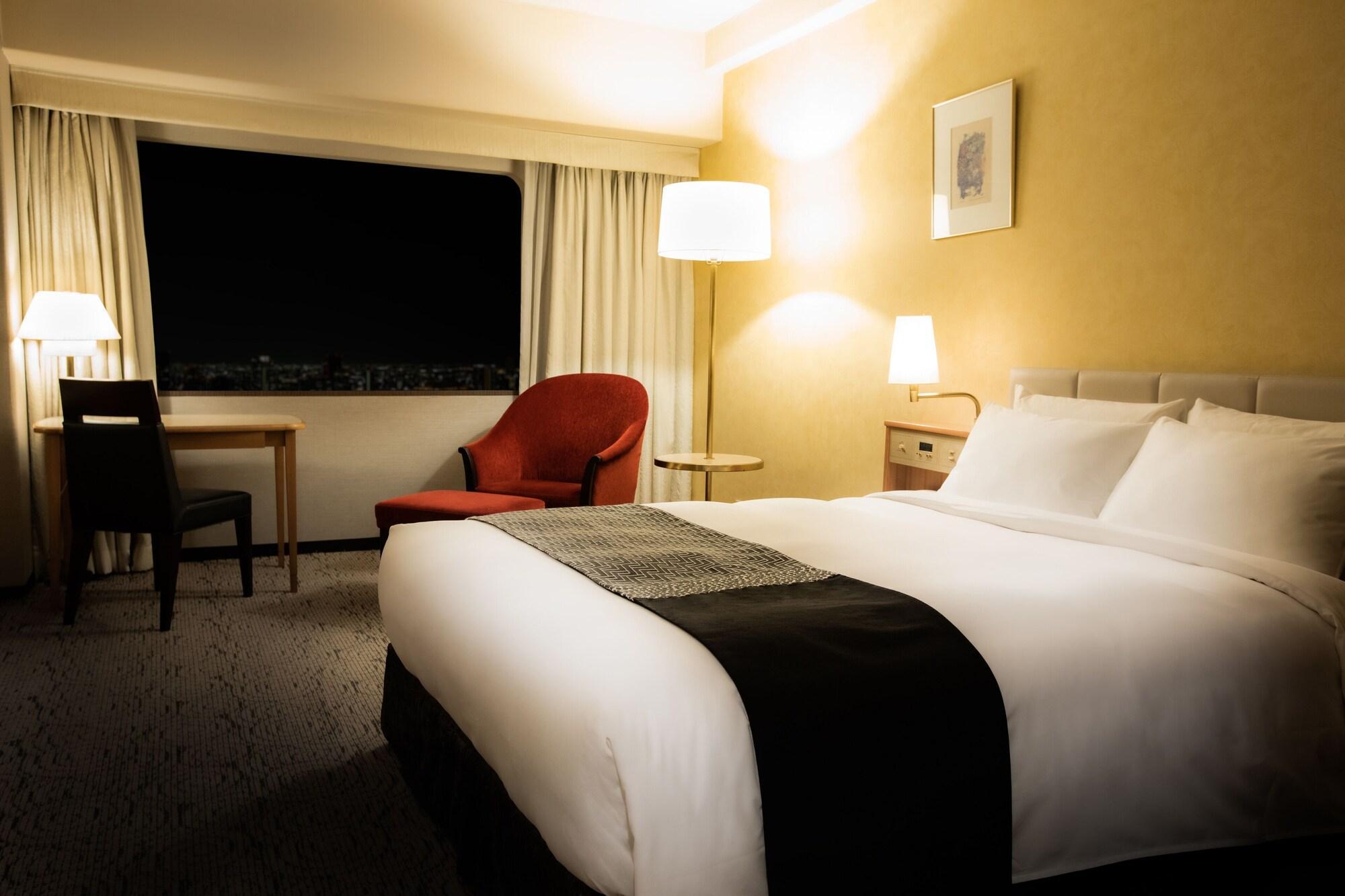Hotel New Otani Hakata Фукуока Экстерьер фото A room at the hotel
